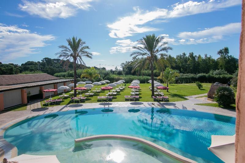 Alma Resort Кастиадас Екстериор снимка