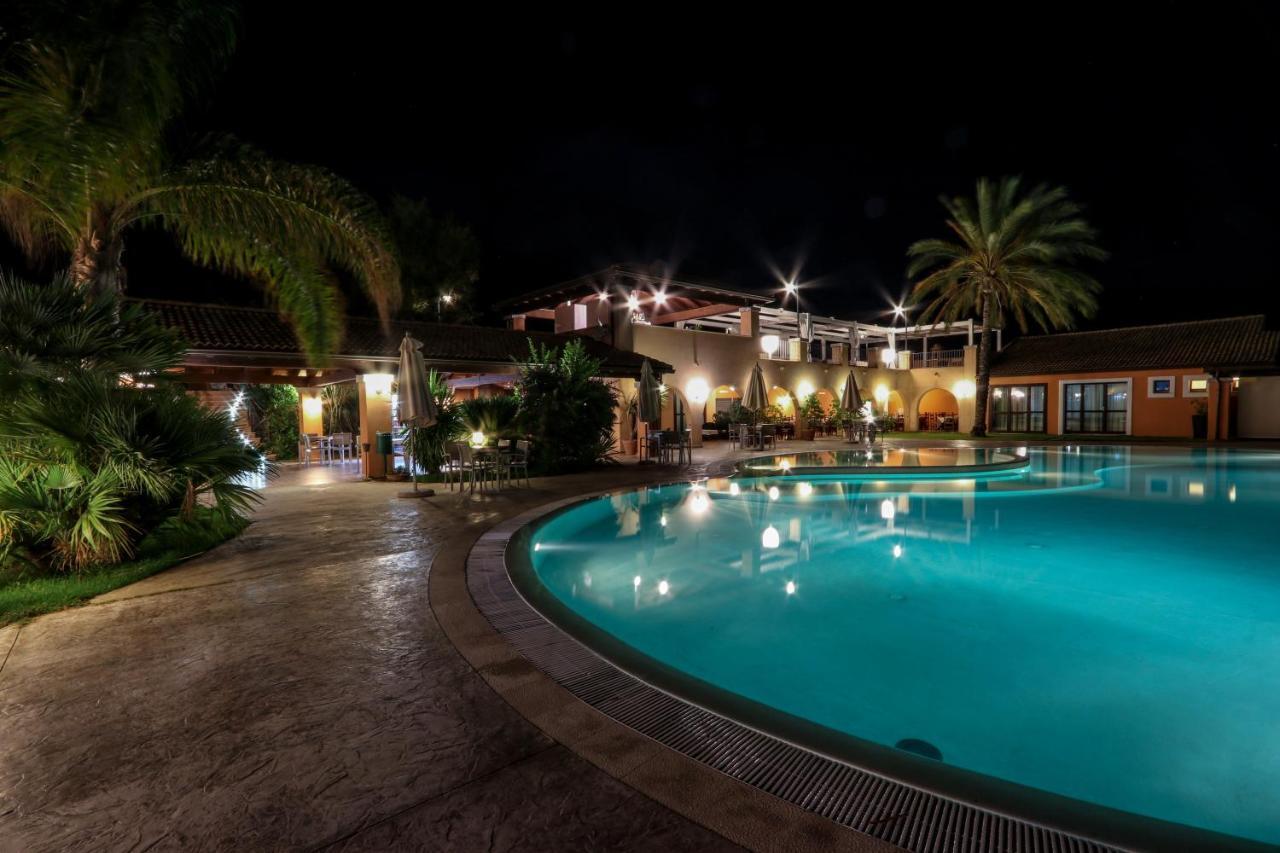 Alma Resort Кастиадас Екстериор снимка